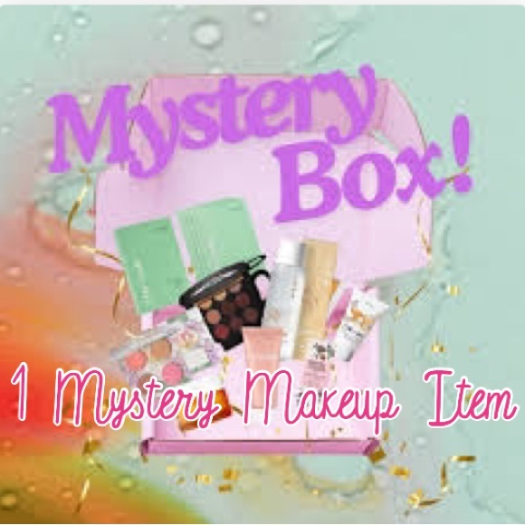 Mystery 1 Makeup Item NEW